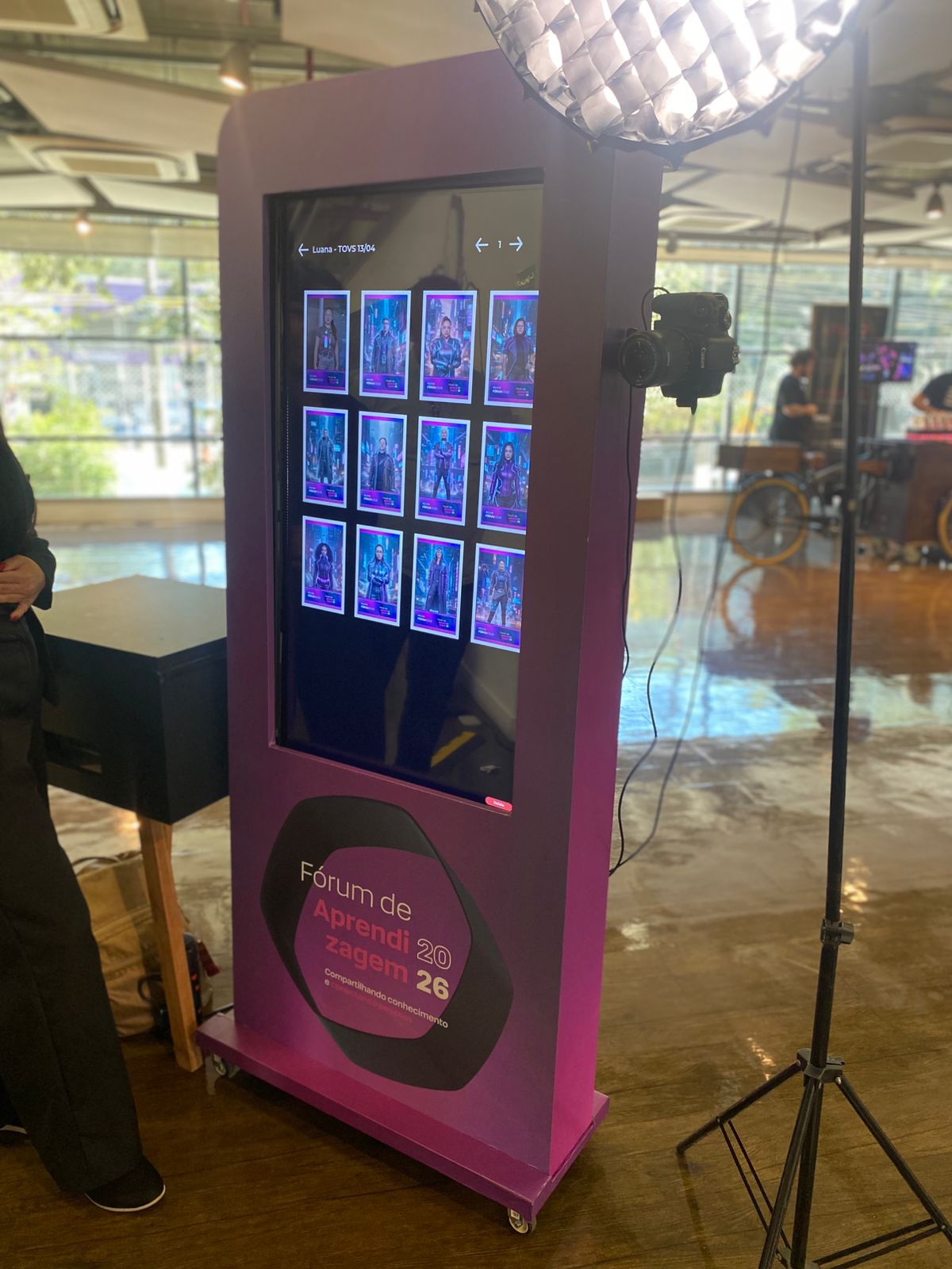 Inteligência Artificial em Eventos Corporativos: Como a Tecnologia Está Transformando Experiências
